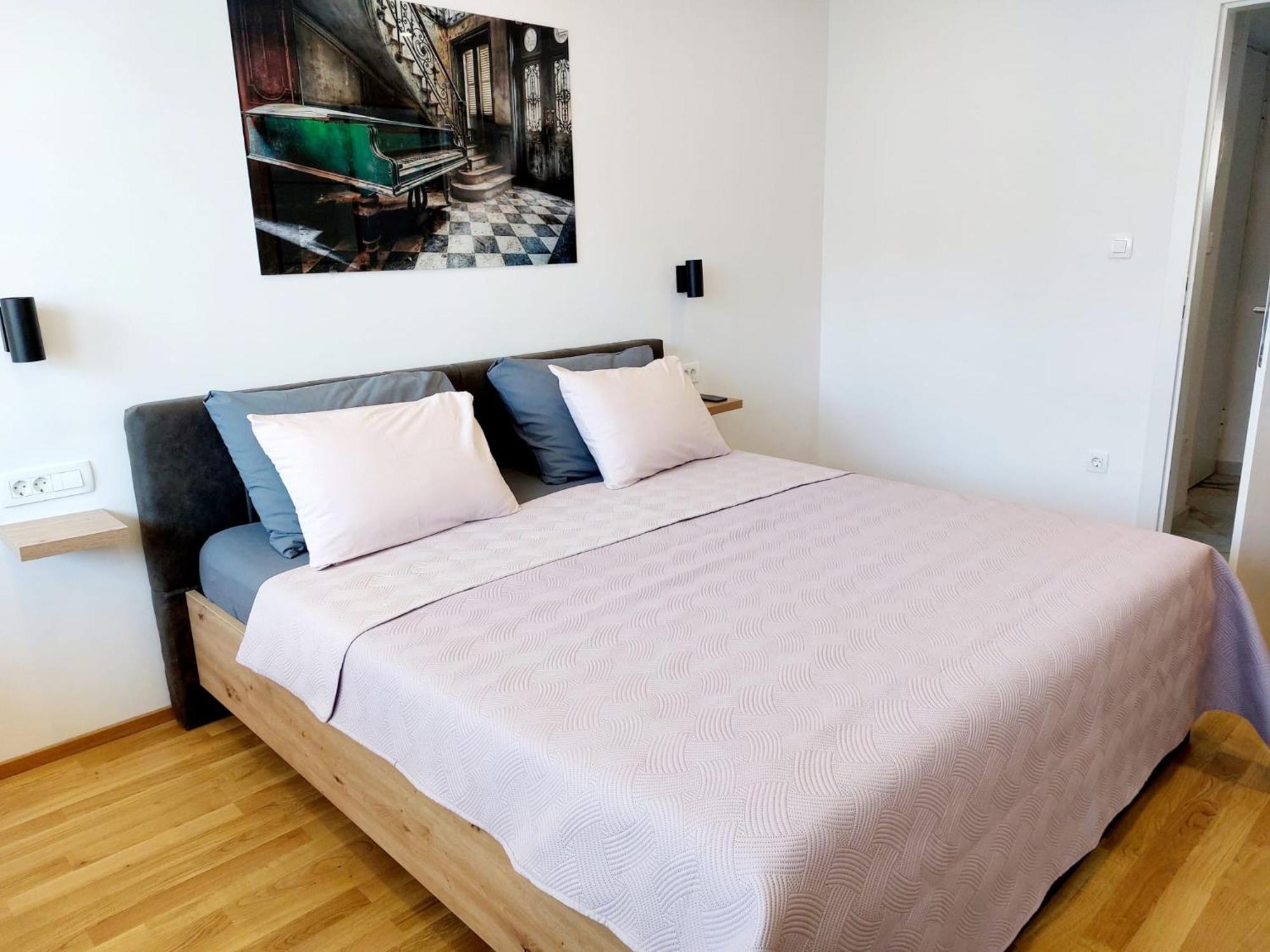 Comfort 2 Bedroom Apartment 10Min Walk From Center And Beach Split Bagian luar foto